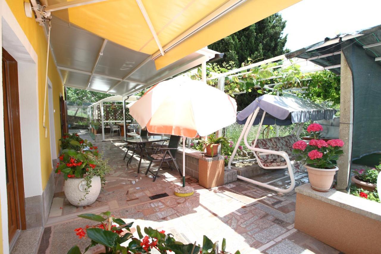 Dino Studio And Room Apartments Порторож Экстерьер фото